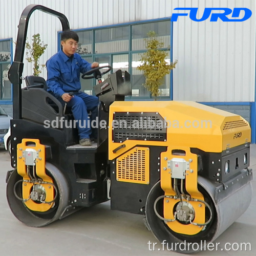 FYL-1200 1200 mm (47,3 inç) Geniş Tekerlekli Çift Titreşimli Tambur Silindiri